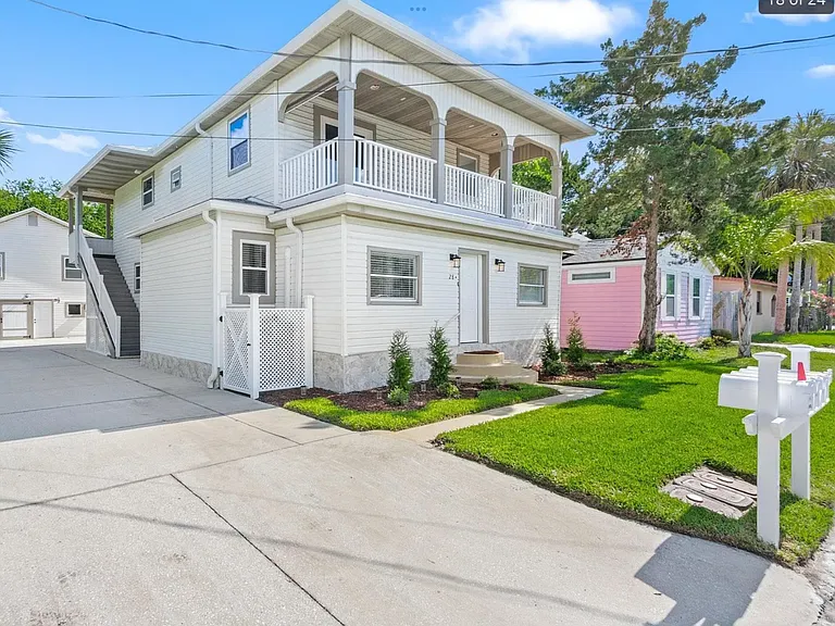 28 Sebastian Ave #D — Photo 1