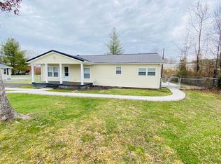 555 Lily School Rd, Lily, KY 40740