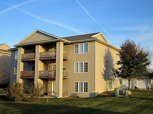 600-900 Magnolia Ln Photo 1