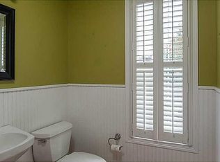 167 Castle Rocks Rd, Warwick, RI 02886