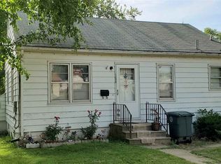 1208 W 11th St, Waterloo, IA 50702