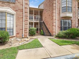 2255 Braeswood Park Dr