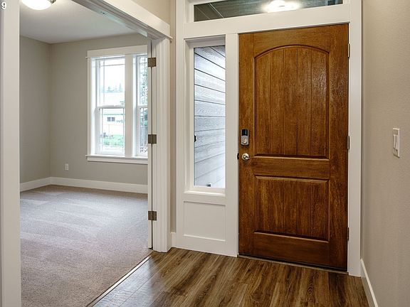3rd image of 5402 NE 124th St