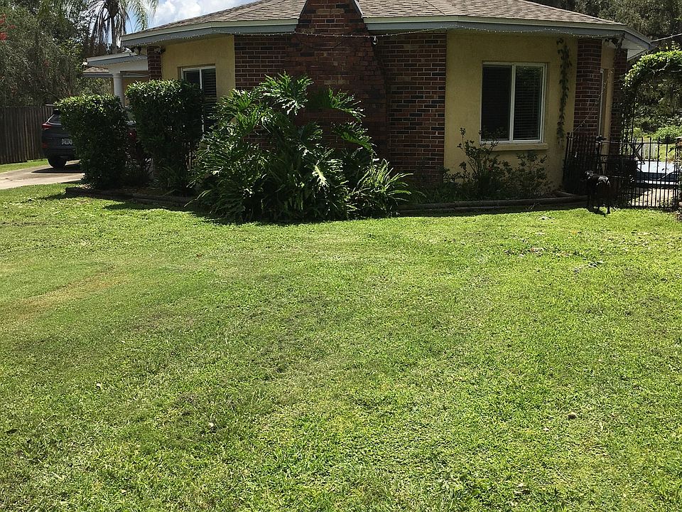 1st image of 2910 N Maryland Ave
