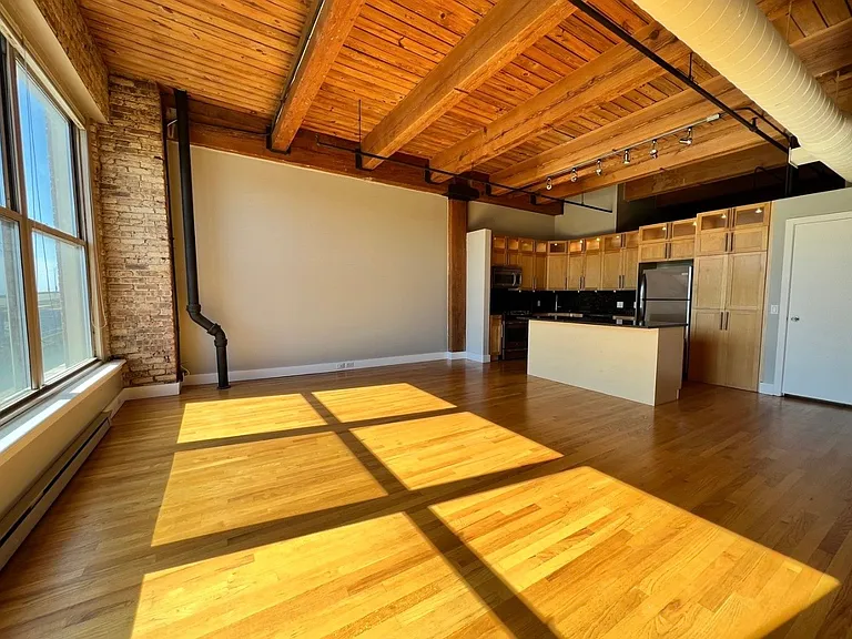 540 N Lake Shore Dr #321 — Photo 4
