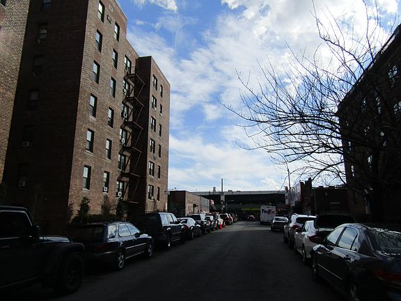3rd image of 37-51 86th St APT 6N