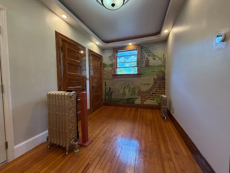161 Park Hill Ave #2 — Photo 8