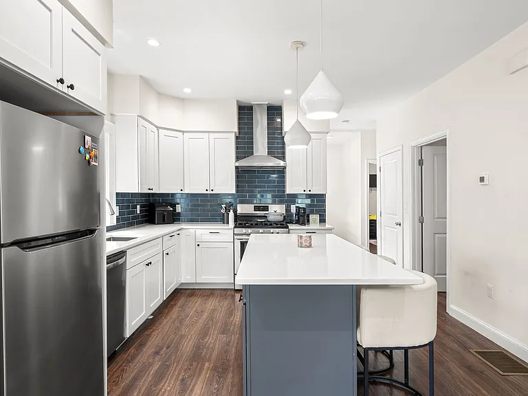 109 Thomas Burgin Pkwy #1 — Photo 3