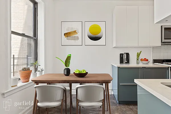 Sold by Garfield Realty  | media 10