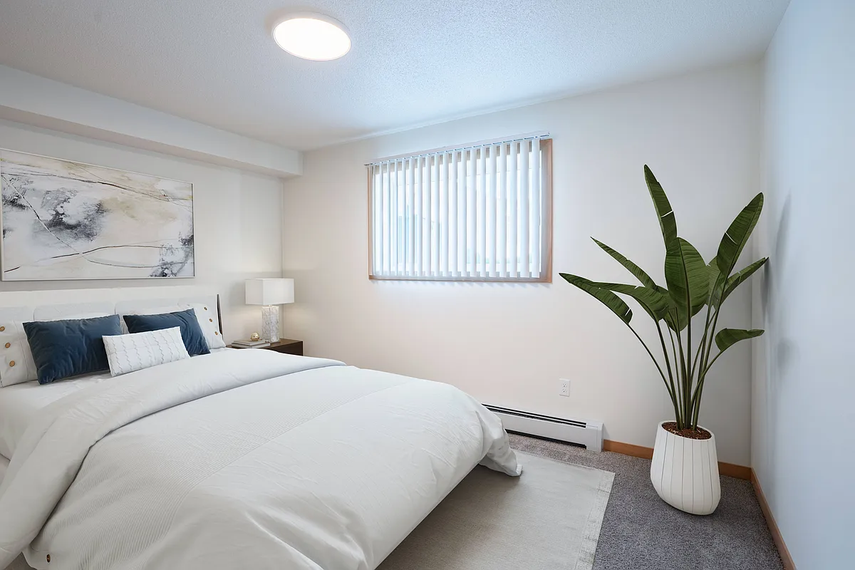 Grand Forks, ND Cherry Creek Apartments | 21D | Bedroom - Cherry Creek