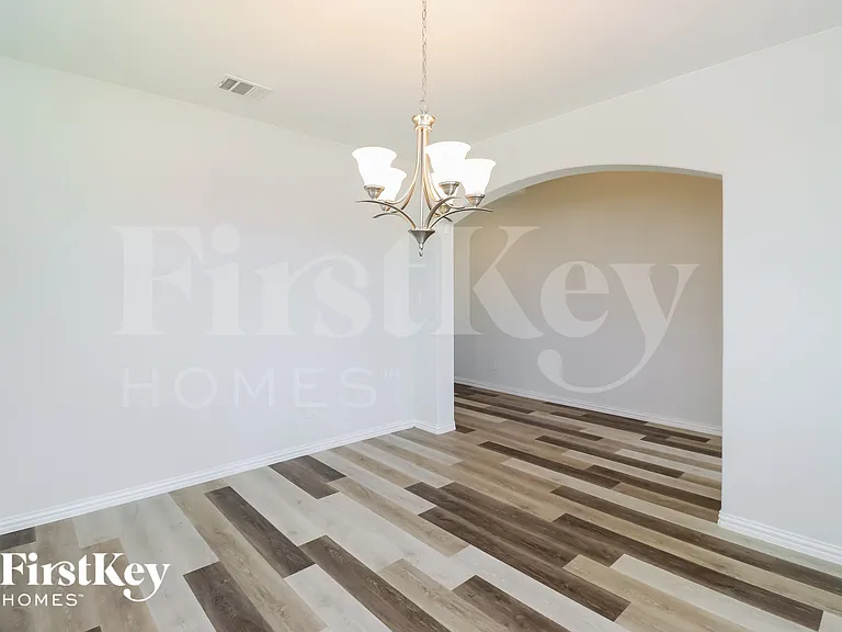 548 Pheasant Hill Ln — Photo 4