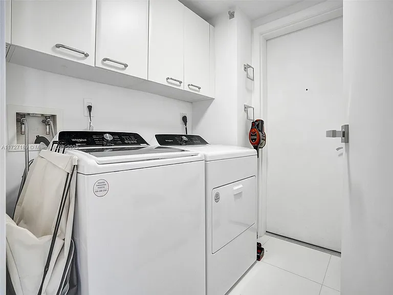 17001 Collins Ave #2308 — Photo 21