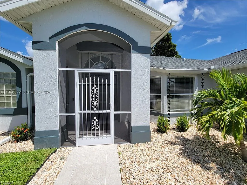 3 bed, 2.0 bath, $3,500 — Photo 3