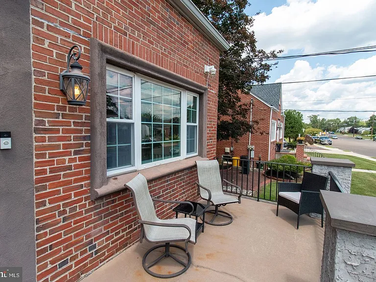 115 Samdin Blvd — Photo 4