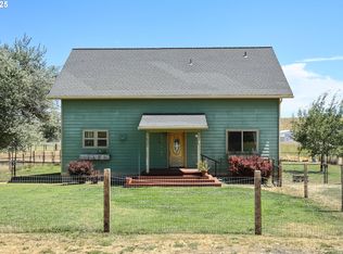 505 SW 4th St, Grass Valley, OR 97029