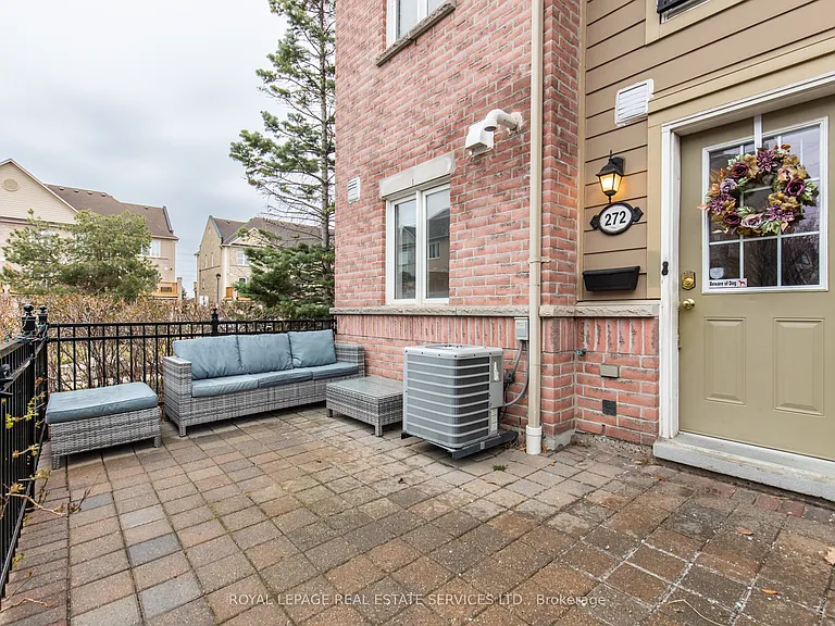 4975 Southampton Dr #272 — Photo 7