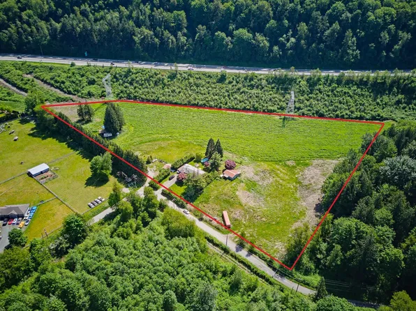 9808 Thompson Rd, Fraser Valley, BC V0X 1X1