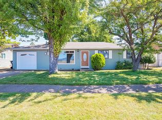 2532 Whittle Ave, Medford, OR 97504