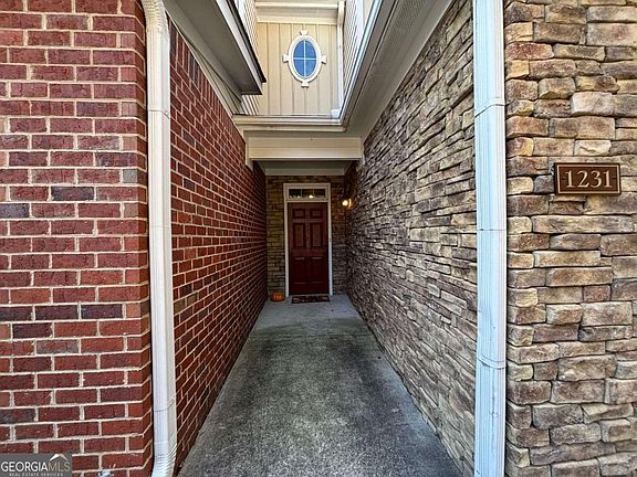 3rd image of 1231 Gates Mill Dr NW #14
