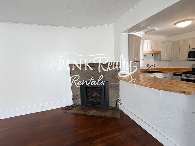 118 Lafayette Rd — Photo 7