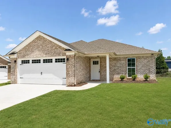 105 James Bowie Dr, Athens, AL 35611