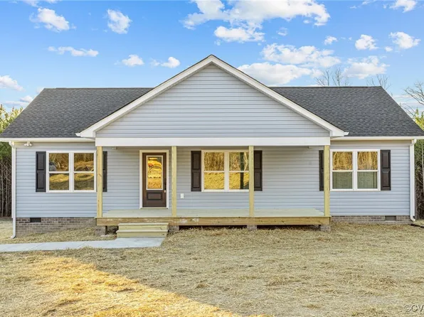 3318 The Falls Rd, Crewe, VA 23930