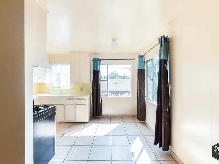 3757 Glendon Ave #D — Photo 2