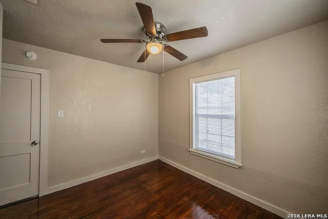 207 Bradford Ave #1 — Photo 15