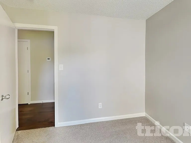 529 Pullman St SW — Photo 15