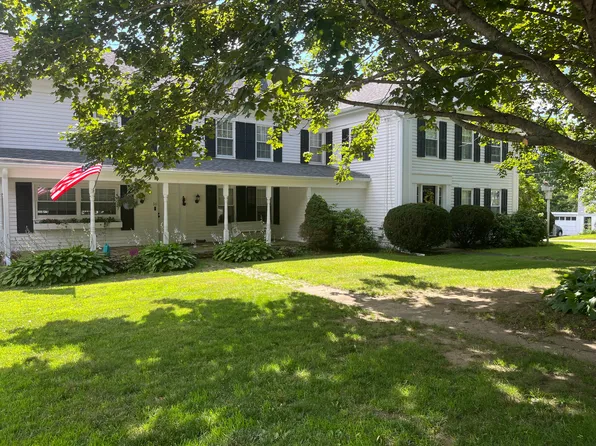 36 Elm St #2, North Brookfield, MA 01535