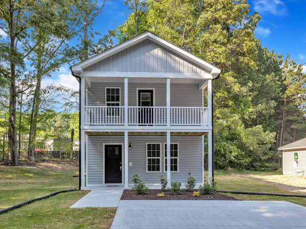 129 Davis St, Louisburg, NC 27549