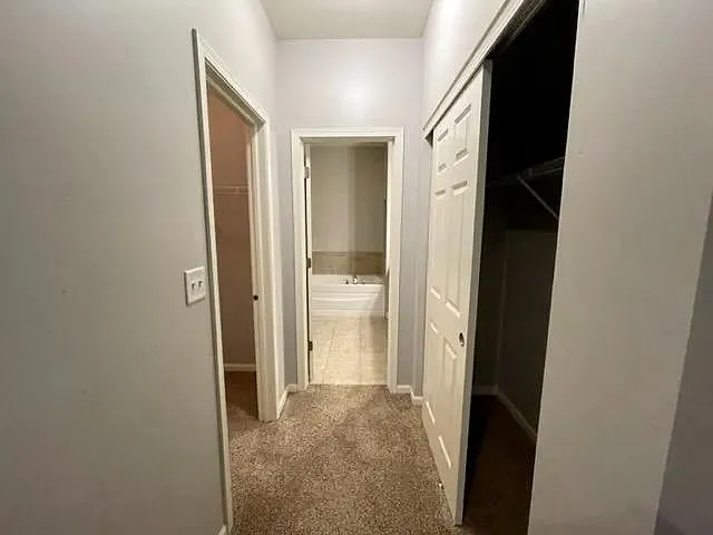 4258 Central Park Ln — Photo 11
