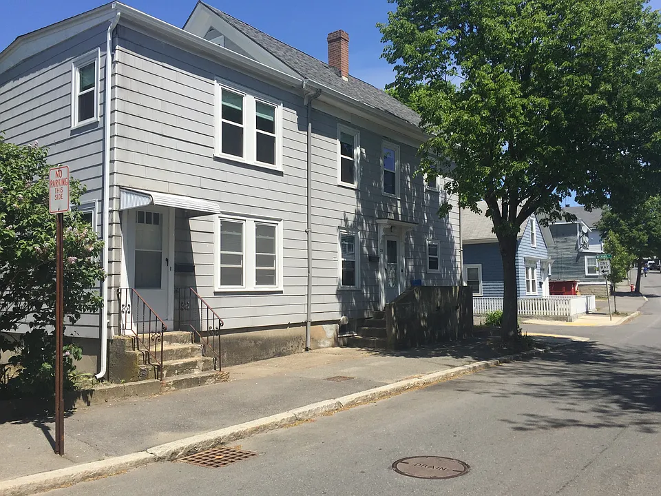 23 Roundy St #2