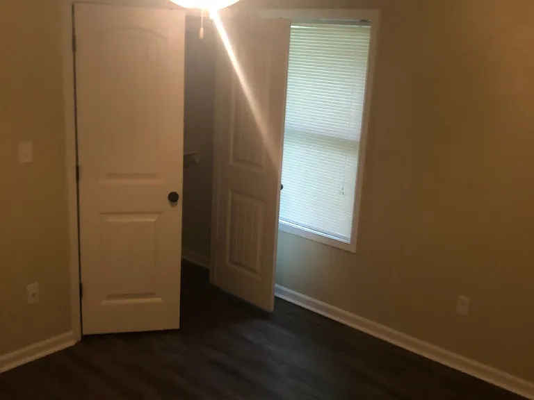 1104 Cartwright St #5 — Photo 11