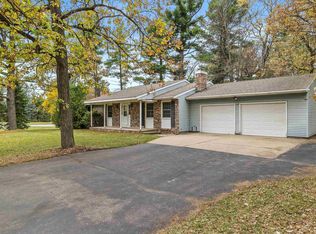 5206 Forest Cir, Stevens Point, WI 54481