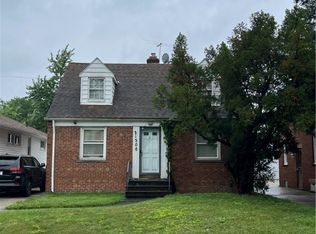 21306 Clare Ave, Maple Heights, OH 44137