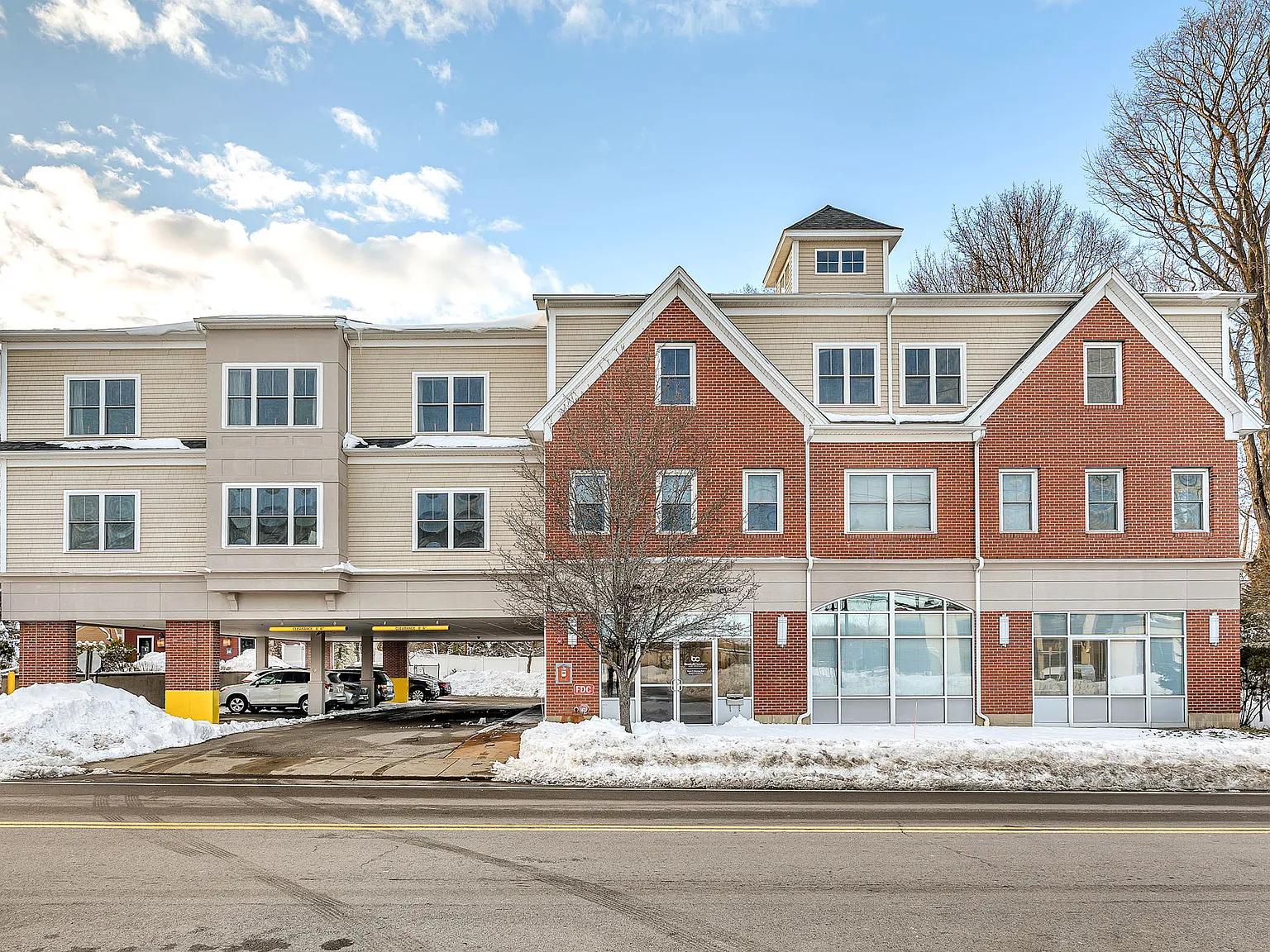 441 Washington St — Photo 2