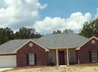 1046 Great Point Dr, McComb, MS 39648