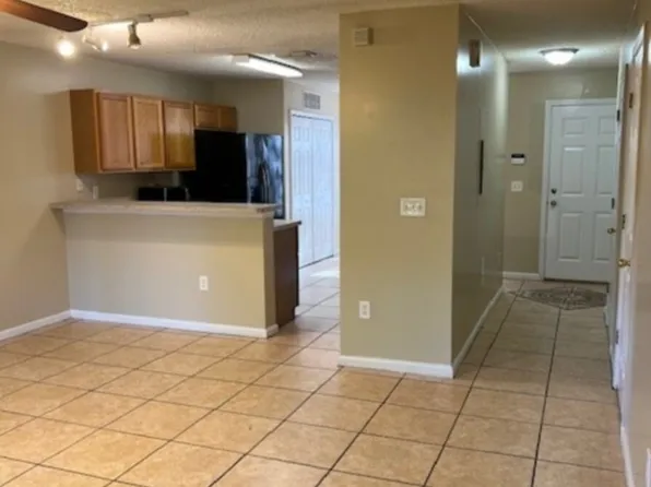 5681 Bryner Dr, Jacksonville, FL 32244