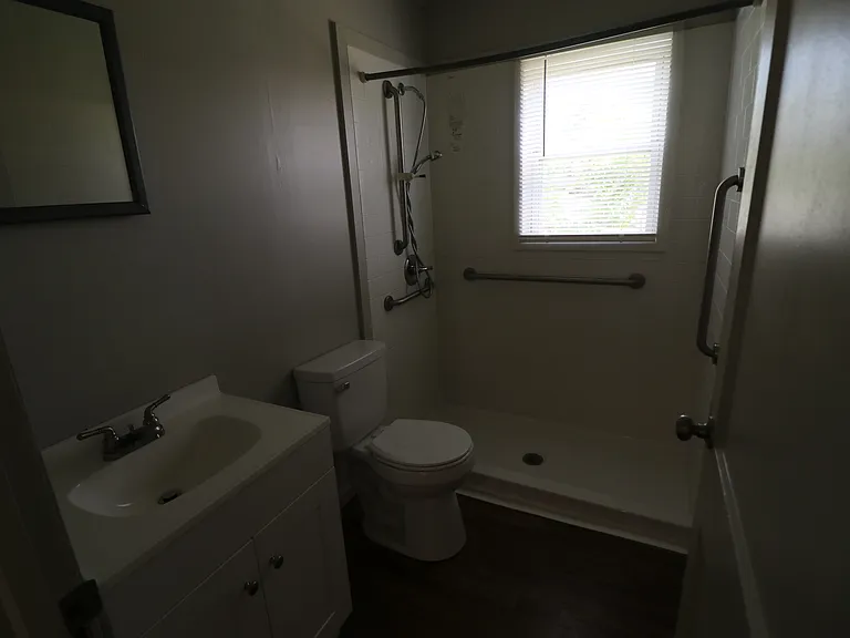 222 E Ravine Rd — Photo 6