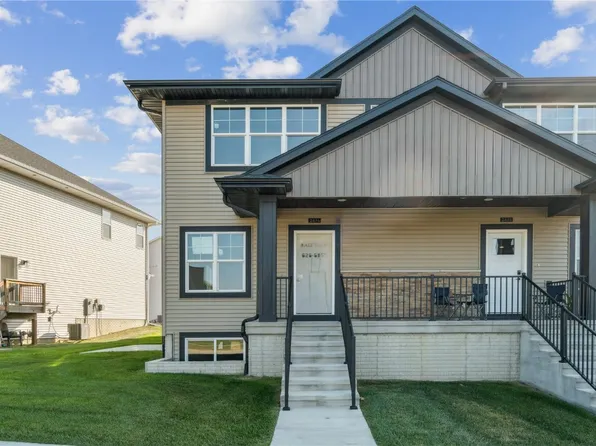 2436 Roycroft Aly, Marion, IA 52302