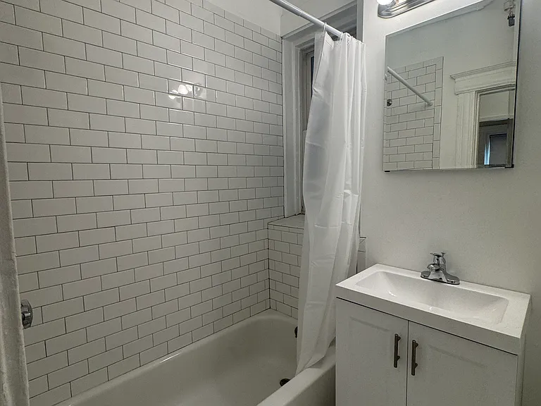 1183 Commonwealth Ave — Photo 14