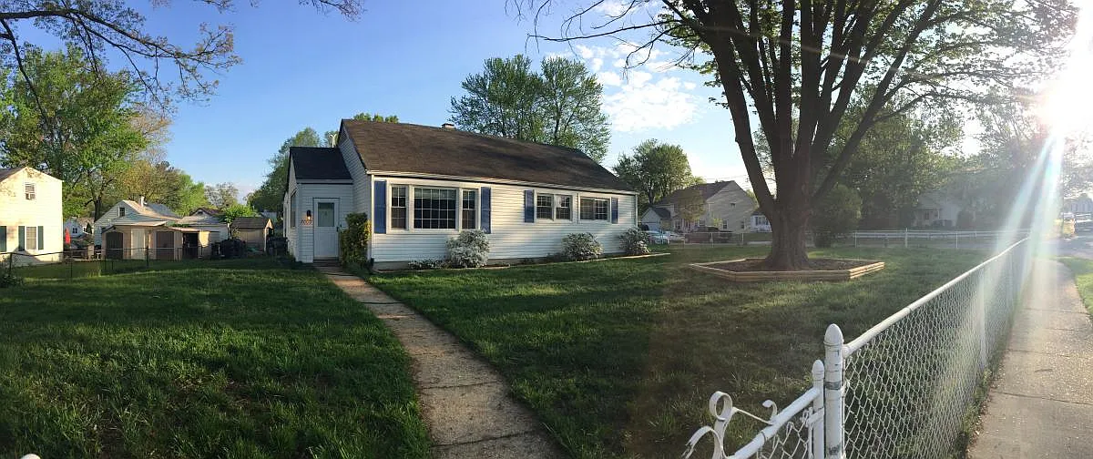 3 bed, 1254 sqft, $3,150 — Photo 2