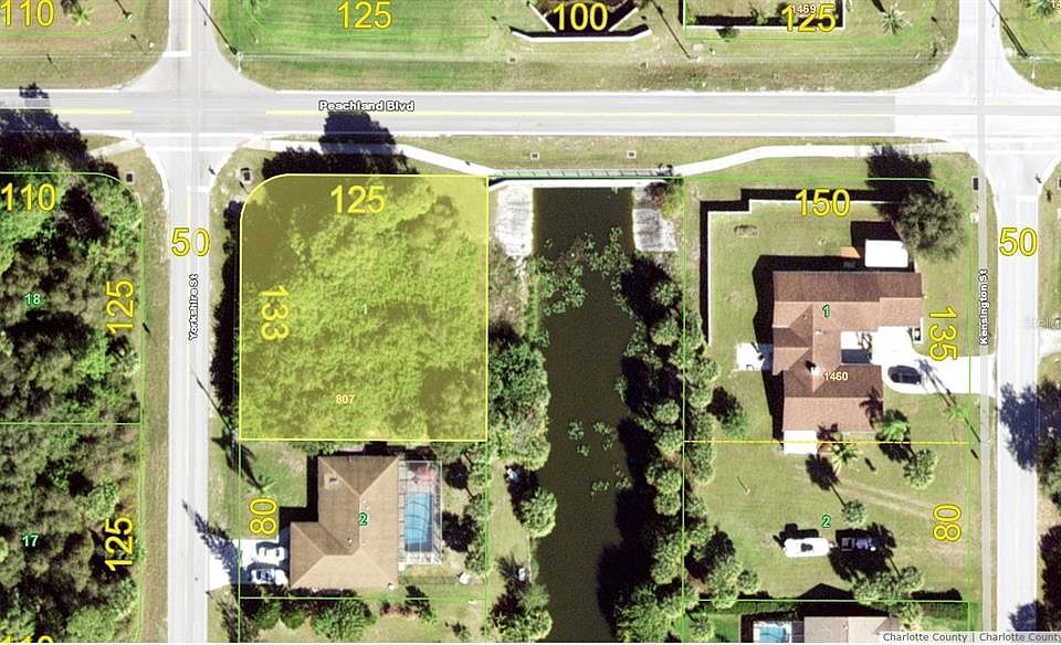 1st image of 1012 Yorkshire St #1