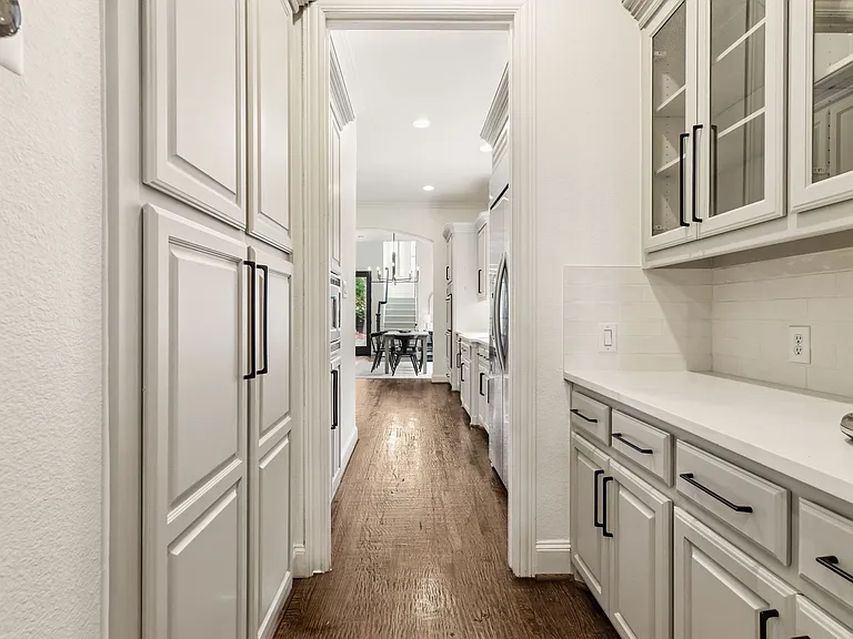 4101 Chimney Rock Dr — Photo 15