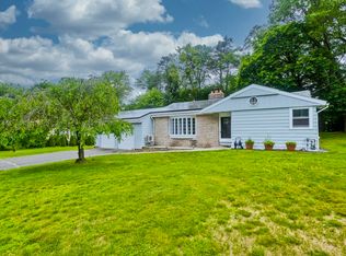 42 Catalina Dr, Springfield, MA 01128