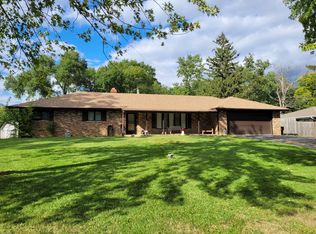 17516 Woodbrook Ln, Lockport, IL 60441