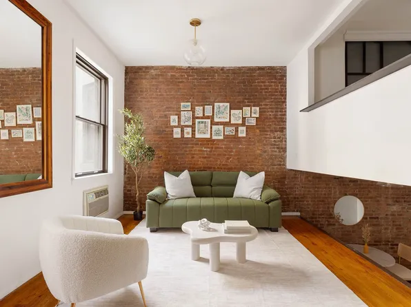 169 West 73rd Street 6 image 2 of 9