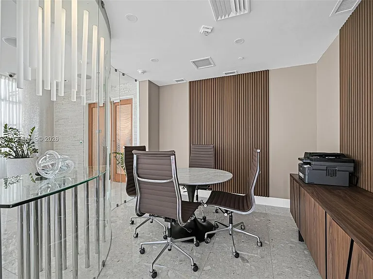 3801 Collins Ave #1102 — Photo 43