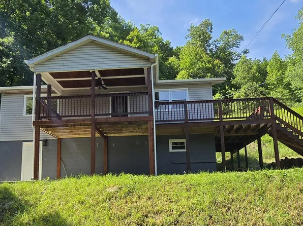 141 Virginia Town, Beckley, WV 25801